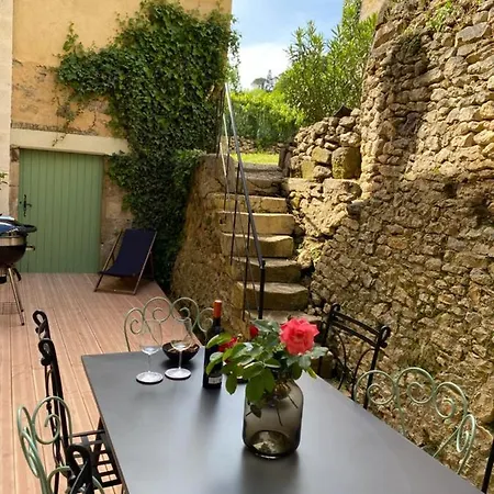 La Buissonniere Maison Authentique Au Coeur Du Village Cadouin