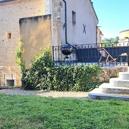 La Buissonniere Maison Authentique Au Coeur Du Village Дом отдыха